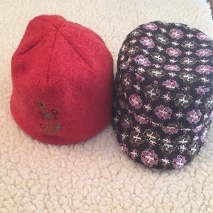 Pistil caps - 2 - Sporty and adorable!